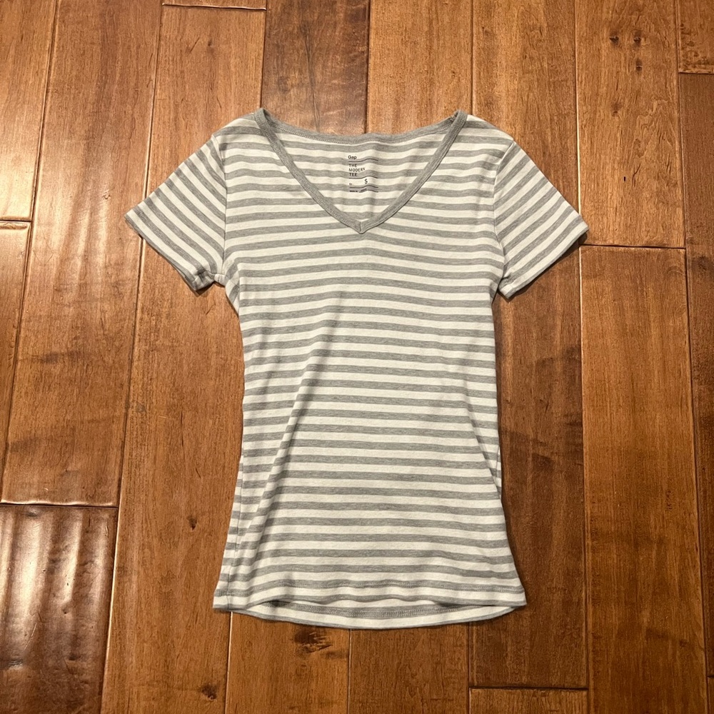Gap Shirt